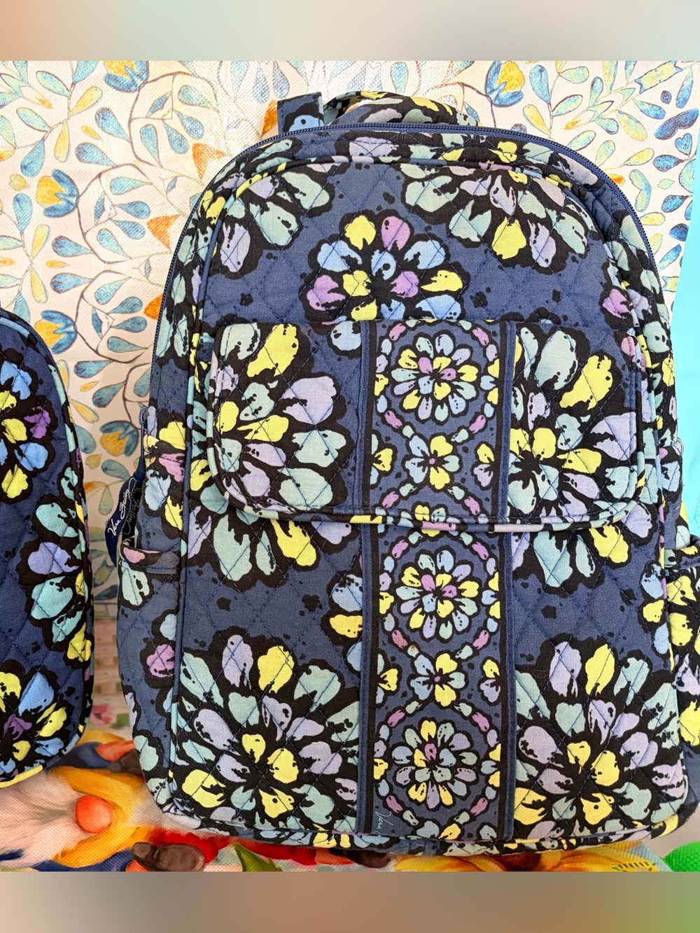 Vera Bradley Retired INDIGO POP Quilted Floral Lunch Bag & Back Pack